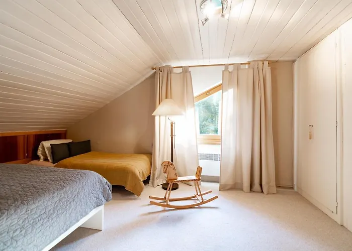 シャレー Daniela *