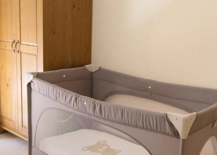 シャレー Daniela